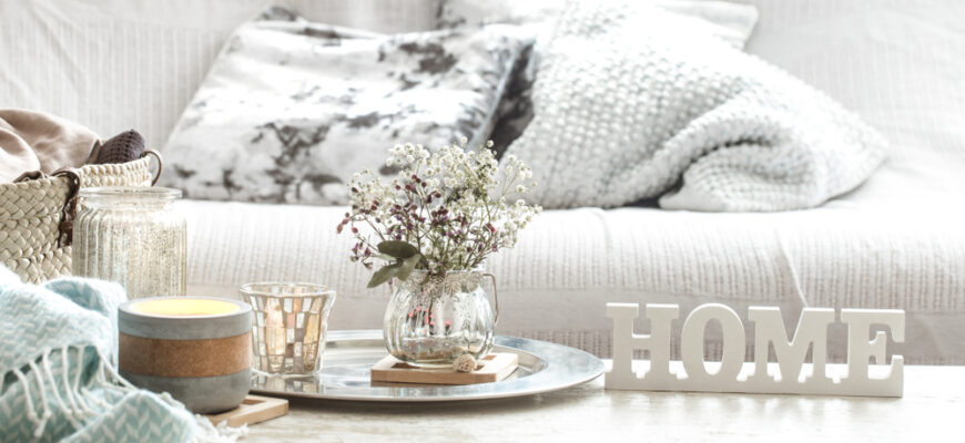 Home,Decorations,In,The,Interior,Of,A,Letter,With,An